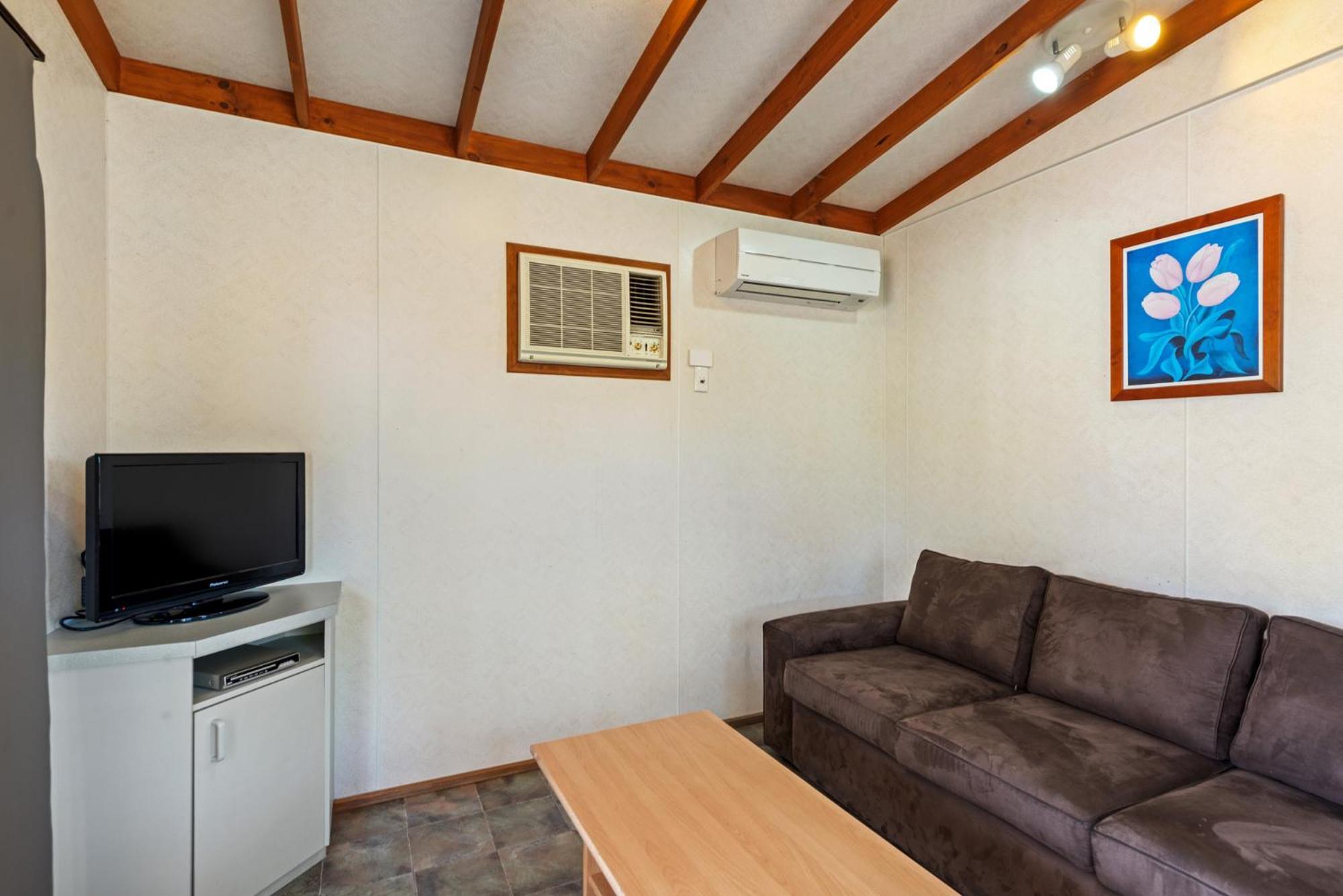 Discovery Parks - Maidens Inn Moama Rum bild